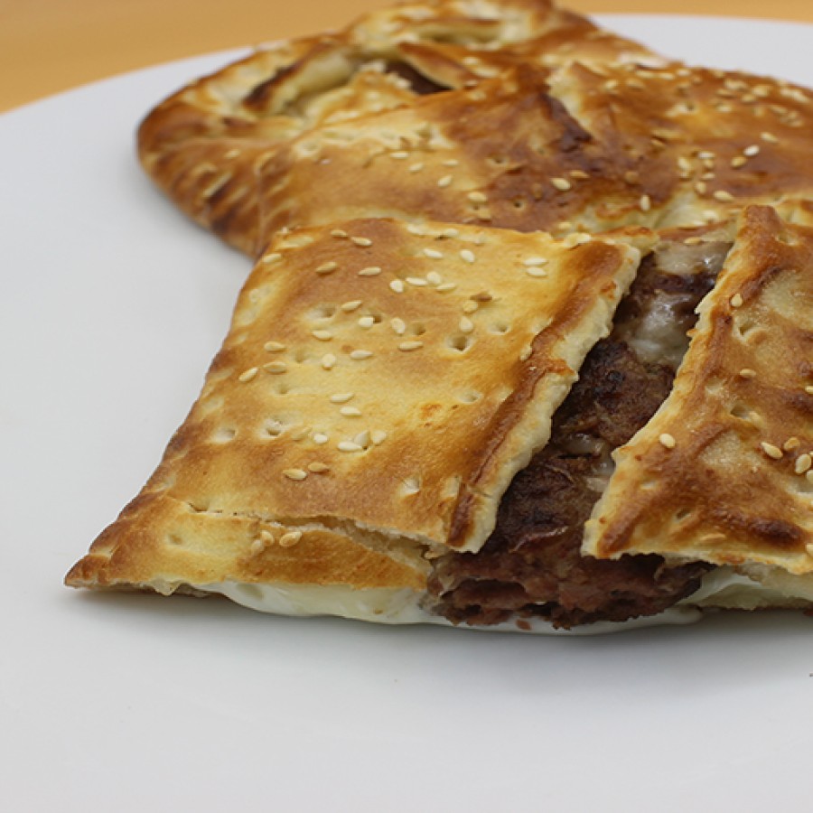 فطيرة بربريتا لحم