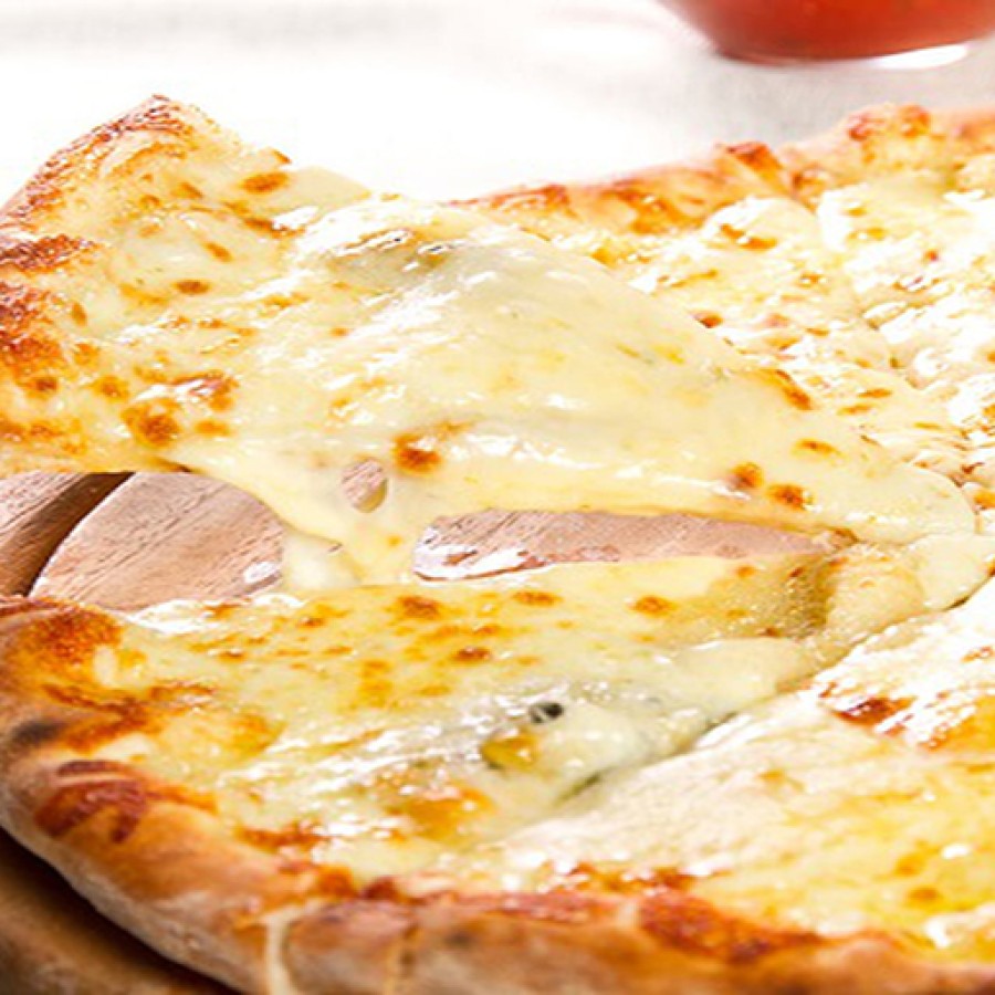 بيتزا جبن
